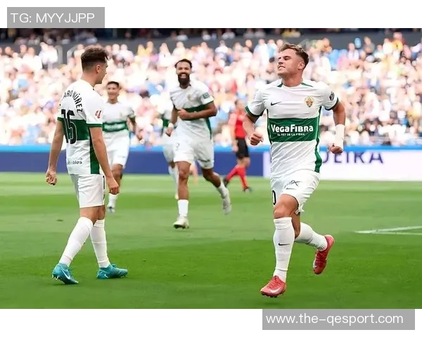 埃尔切主席盛赞弗洛伦蒂诺为人和蔼看球时光充满乐趣 埃尔切主席盛赞弗洛伦蒂诺为人和蔼看球时光充满乐趣